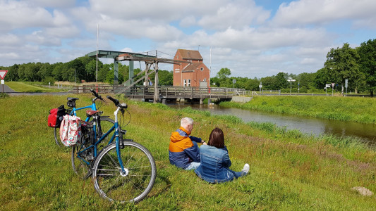 Südliches Ostfriesland: Erholsame Weite und flaches Land mit dem Fahrrad